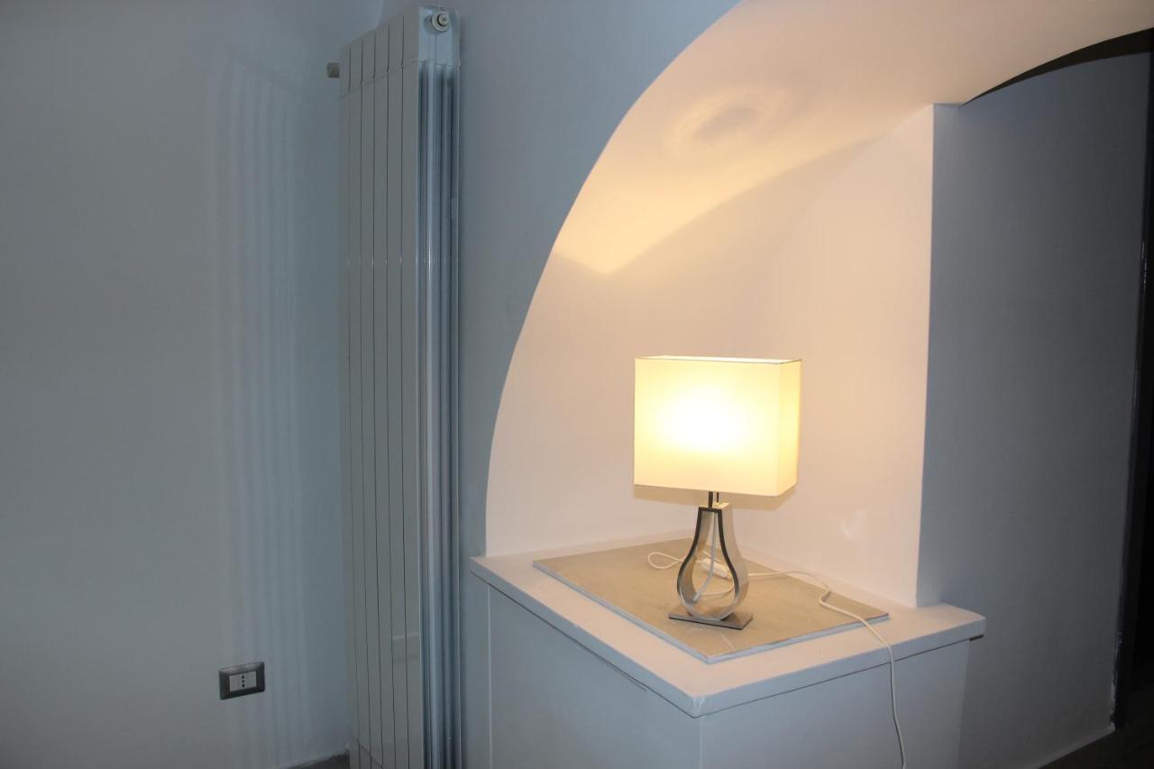 La Casa Di Ale A Chiaja Apartment Neapel